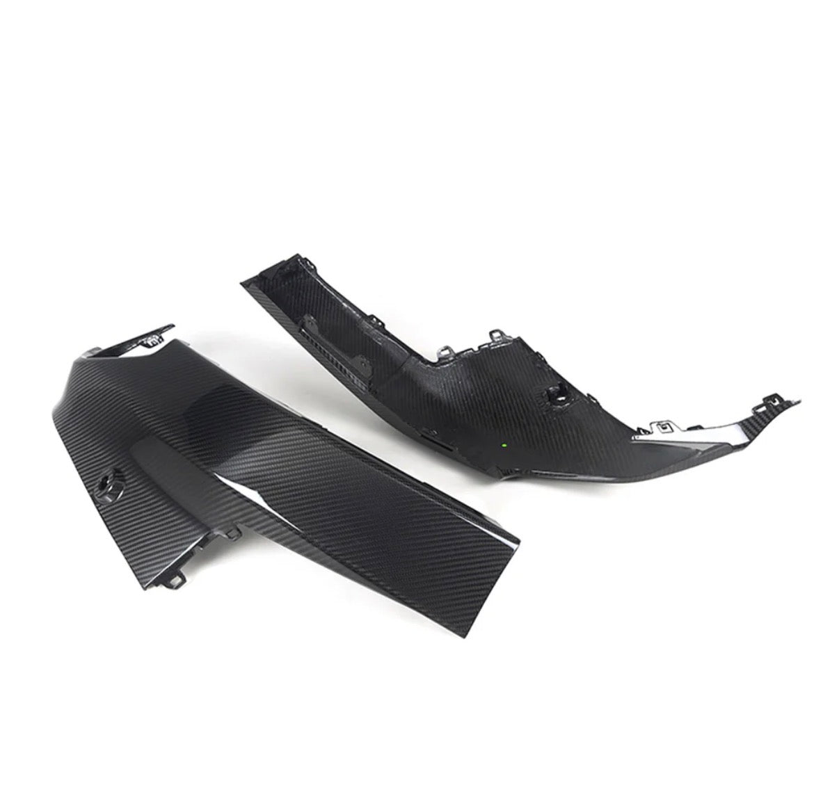 2022+ BMW G42 240i Dry Carbon Fiber Side Diffuser