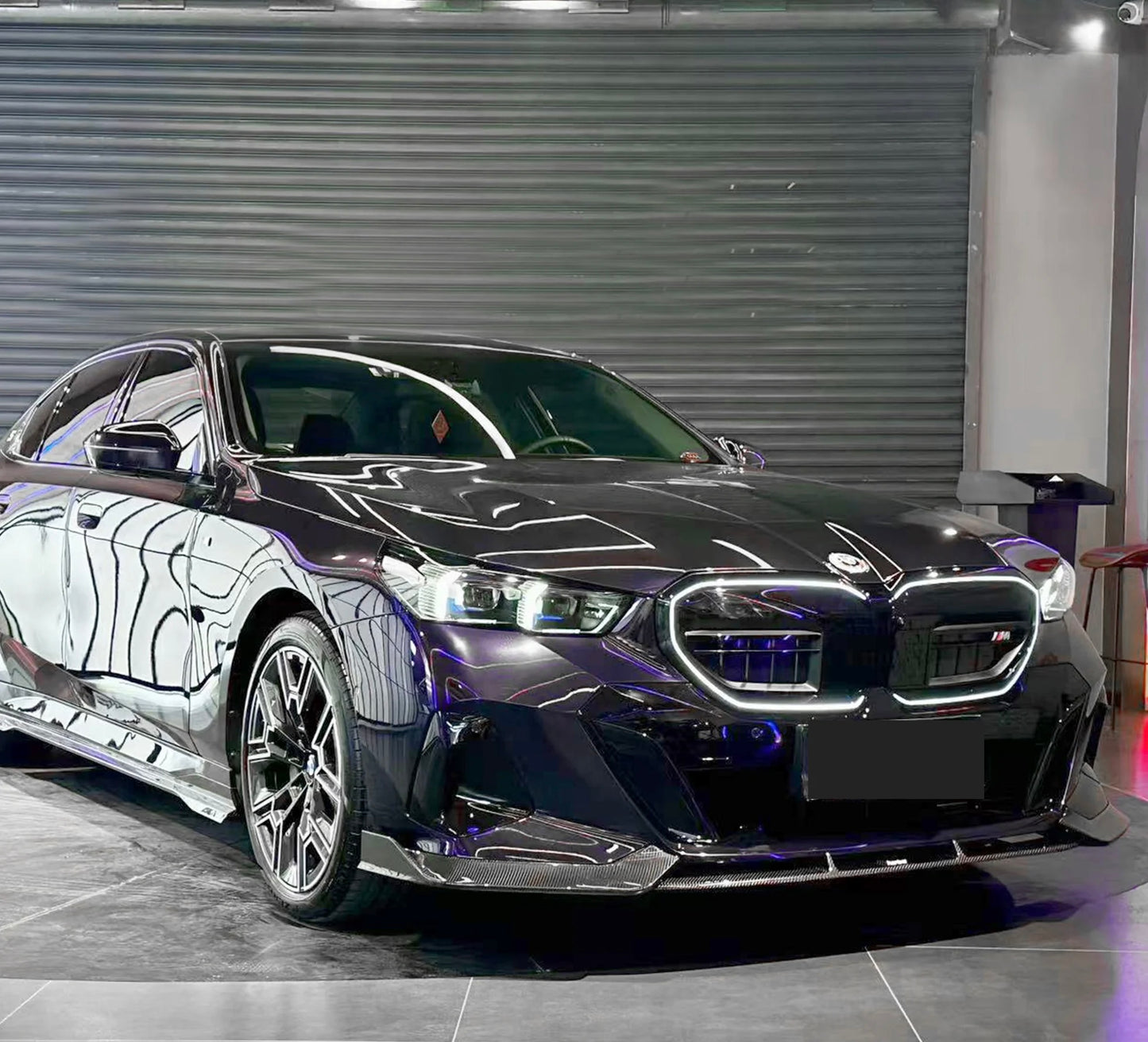 2024+ BMW 5 Series G68 Dry Carbon Fiber MotorSport Style Front Lip