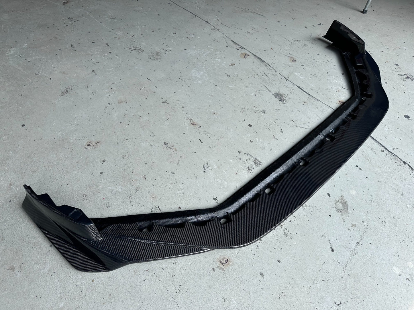 2017-2021 Nissan R35 GTR VR Syle Front Lip