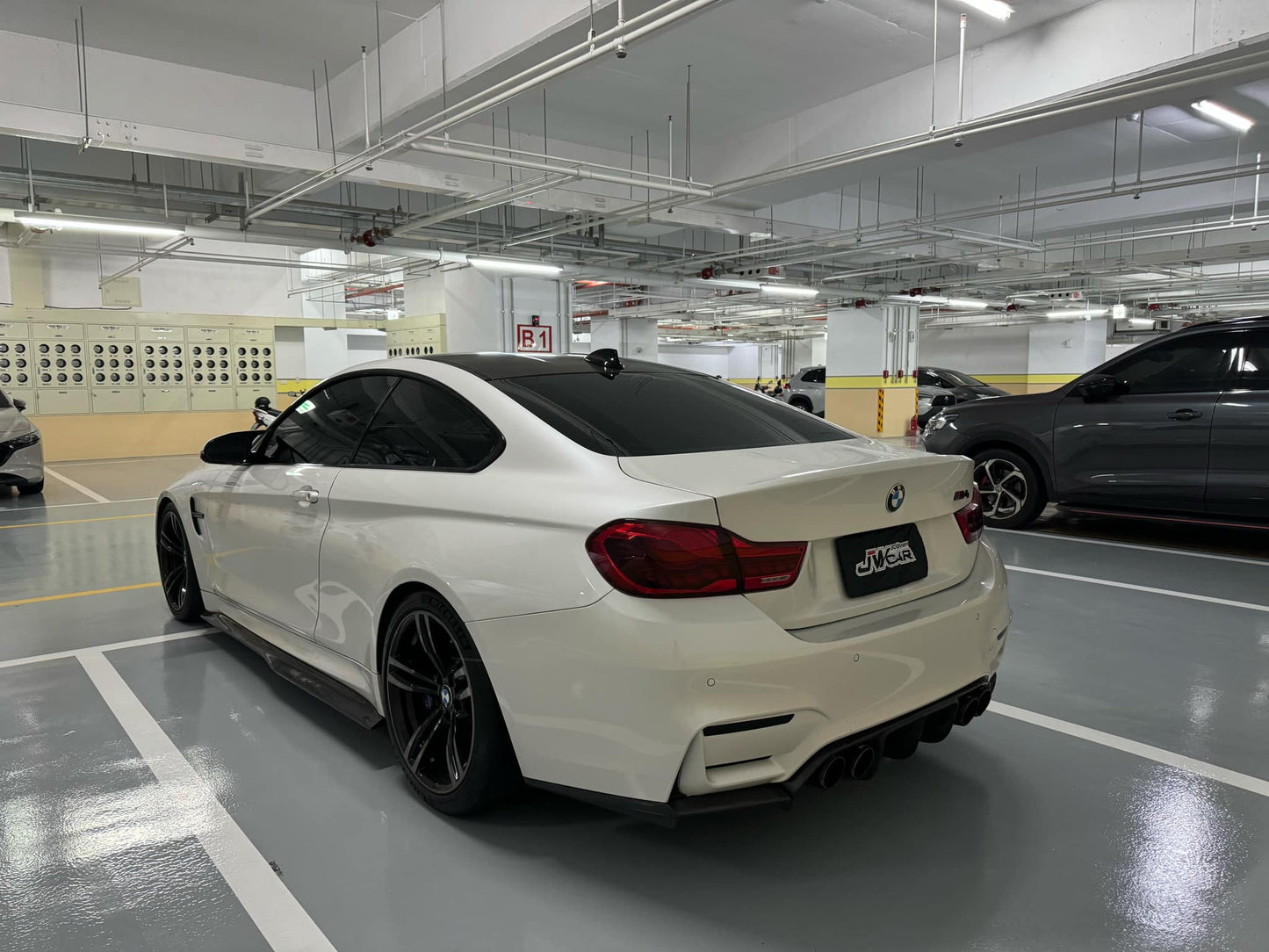 2015-2020 F82 M4 PSM STYLE CARBON FIBER SIDE SKIRTS