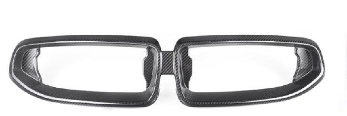 2022+ BMW G42 240i DRY Carbon Fiber Grill
