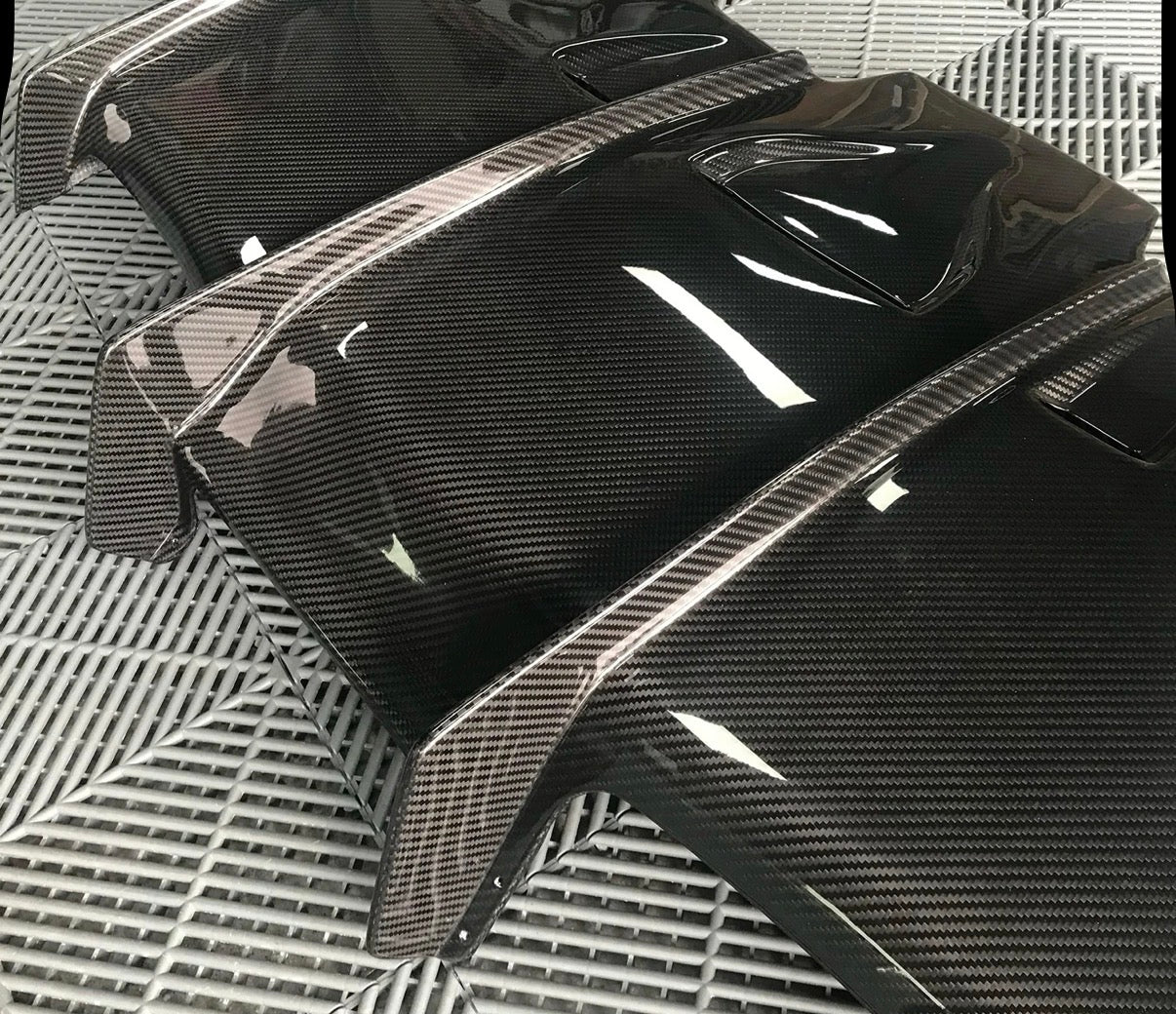 BMW F80/F82/F83 PSM Style Dry Carbon Fiber Rear Diffuser