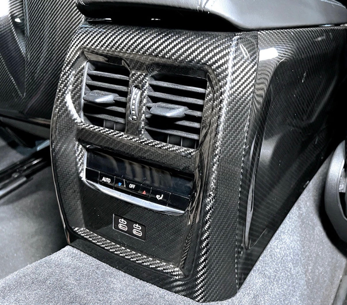 BMW G80/G81/G82/G83 Carbon Fiber Rear Aircon Vent Cover