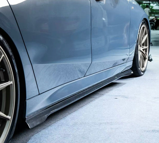 2024+ BMW 5 Series G68 Dry Carbon Fiber MT Style Side Skirts