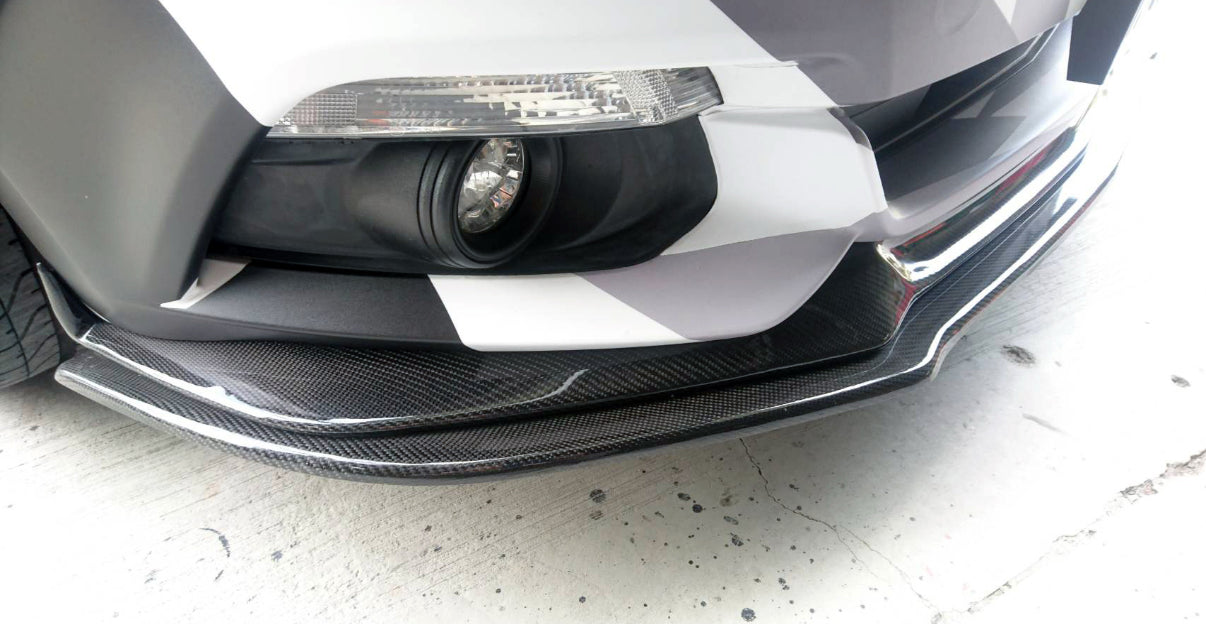 2015-2017 Ford Mustang S550 Carbon Fiber Lip Splitter