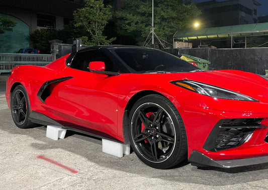 2020+ Chevrolet Corvette C8 Z51 Style Carbon Fiber Side Skirts
