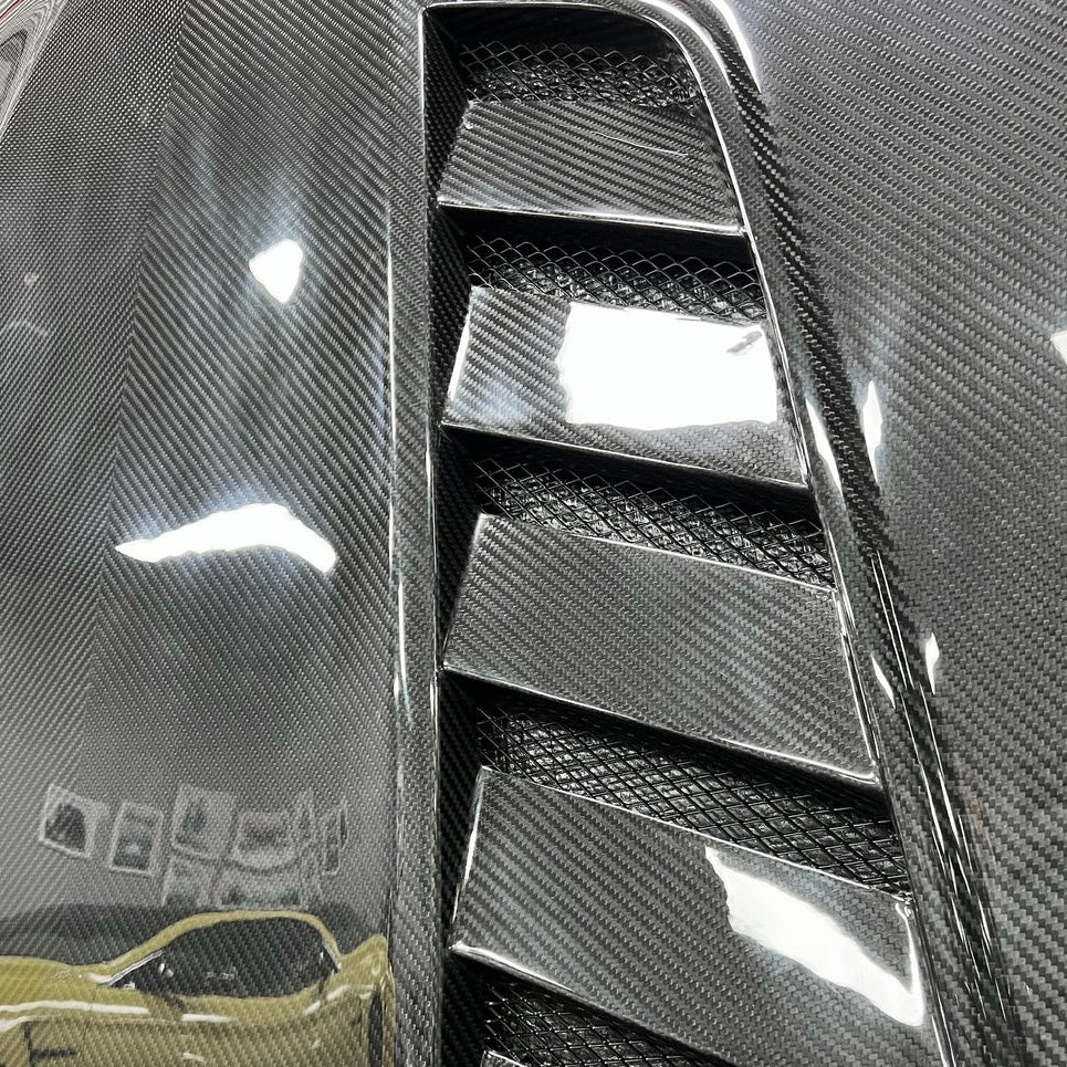 2018–2023 BMW F90 M5 Carbon Fiber V Style Hood