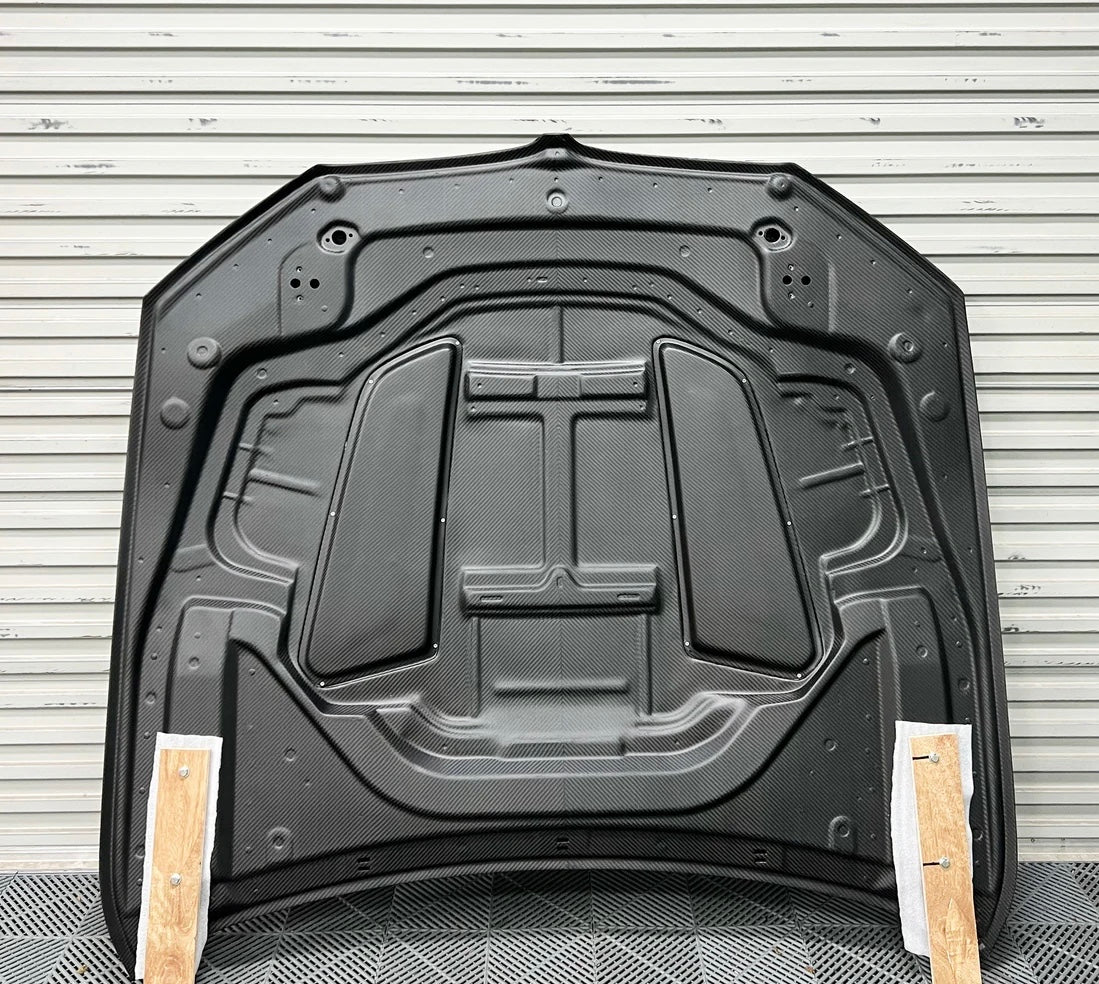2018–2023 BMW F90 M5 Carbon Fiber V Style Hood