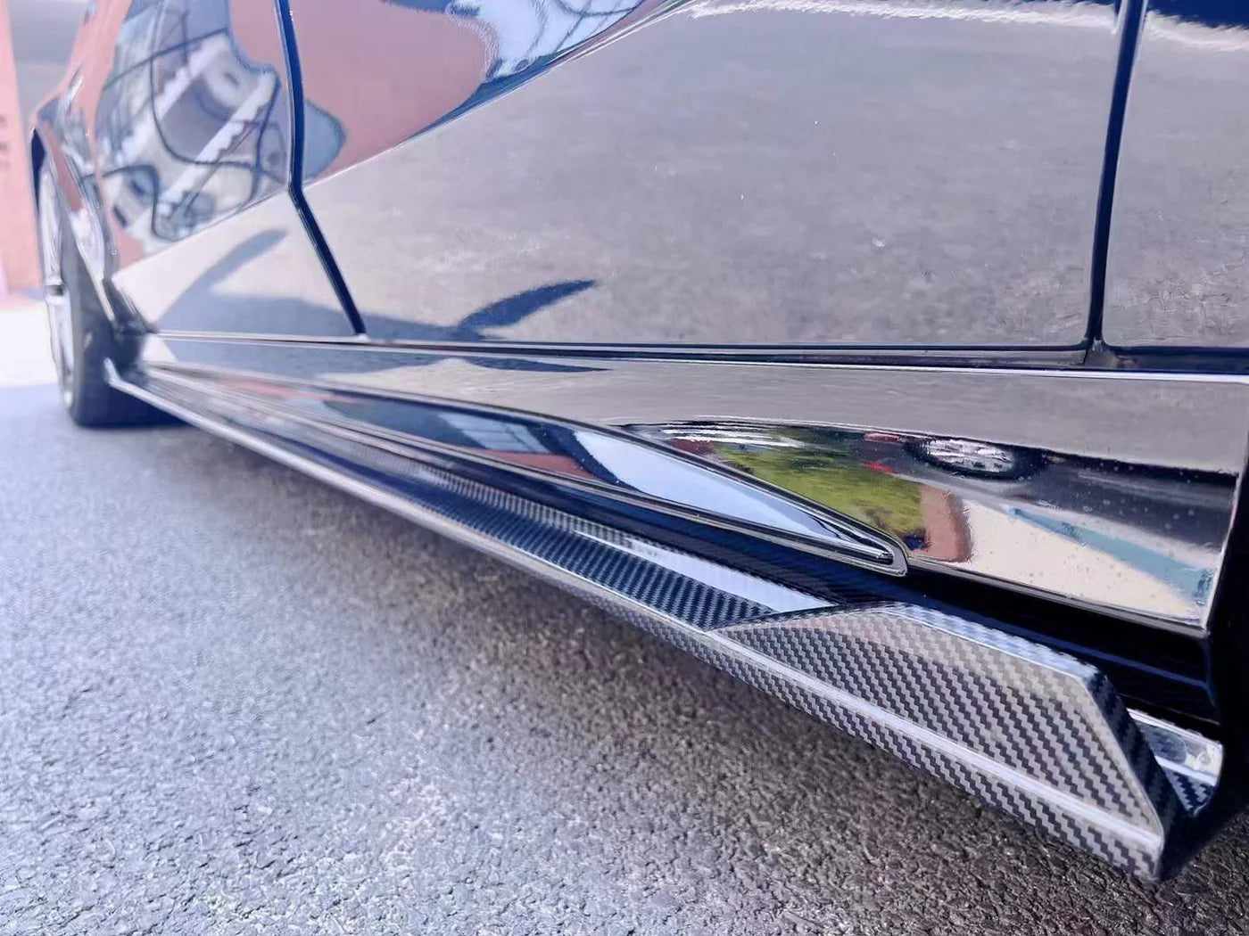 Mercedes Benz AMG C63 Dry Carbon Fiber Side Skirts