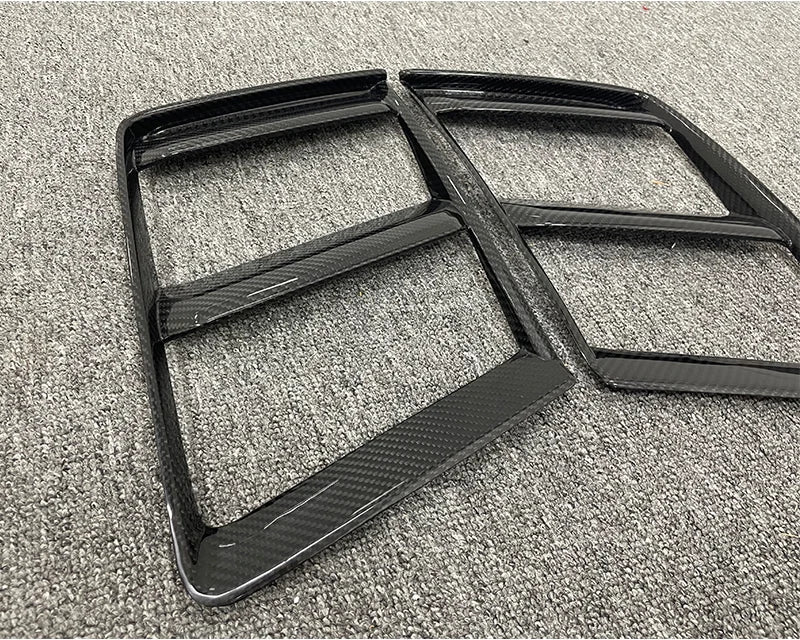 2016+ Audi R8 Base Dry PrePreg Carbon Fiber Front Bumper Vents