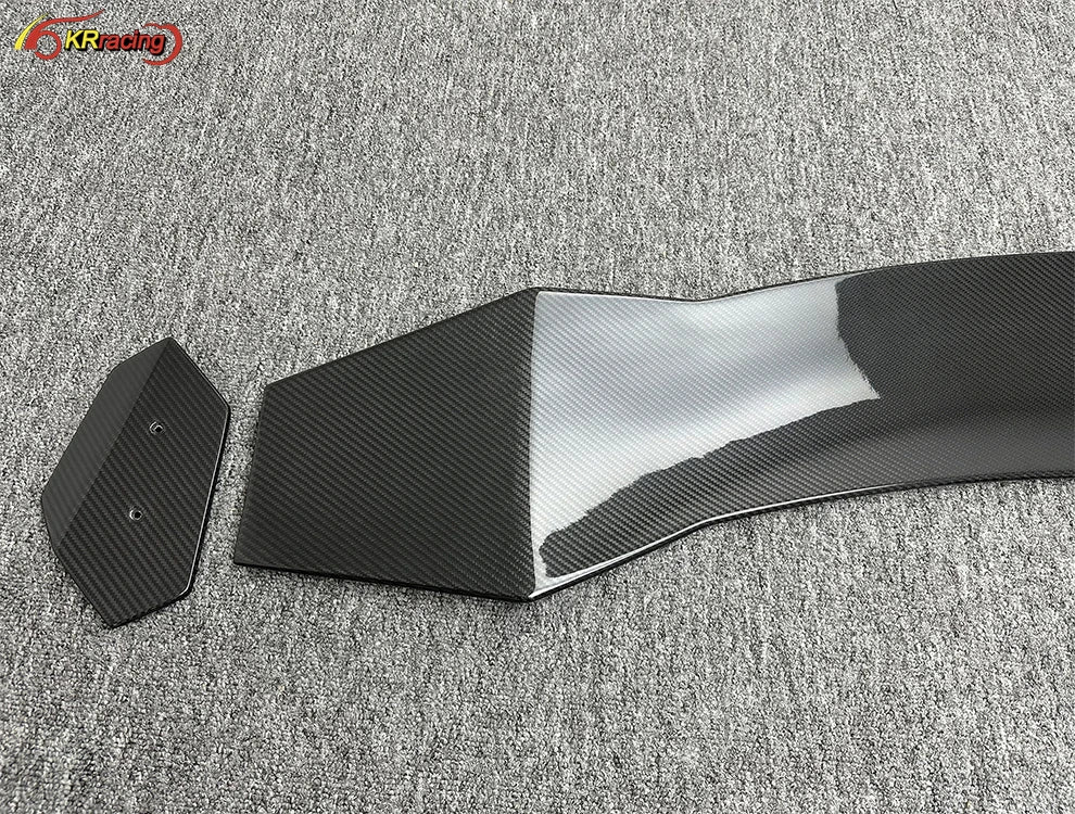 2018+ Lamborghini URUS Mansory Style Dry Carbon Fiber Spoiler