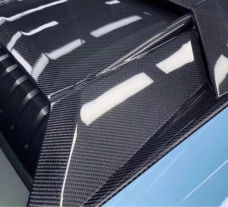 2015+ Lamborghini Huracan Dry Carbon Fiber Engine Cover