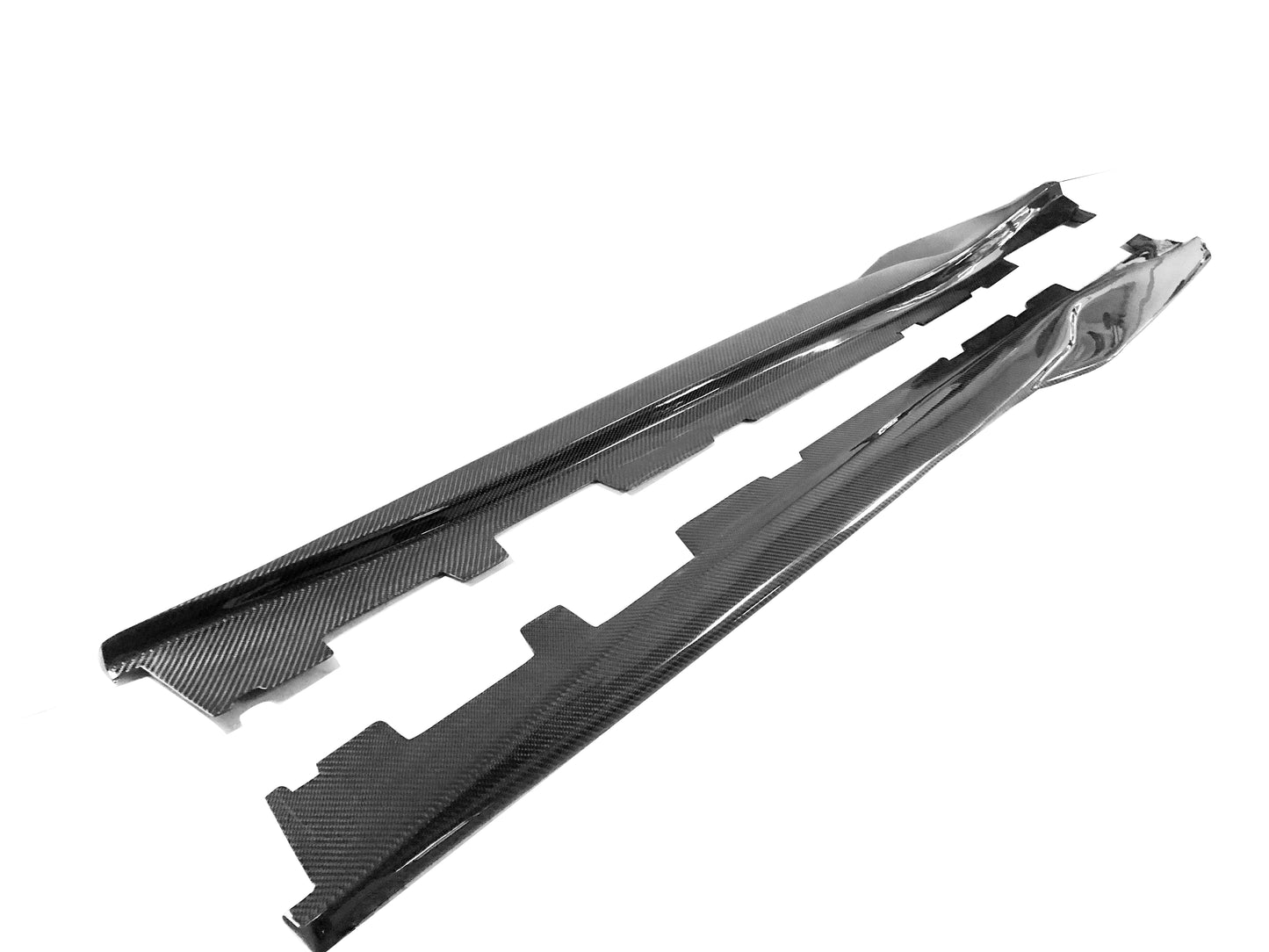 2016-2024 CAMARO R1 CARBON FIBER SIDE SKIRTS